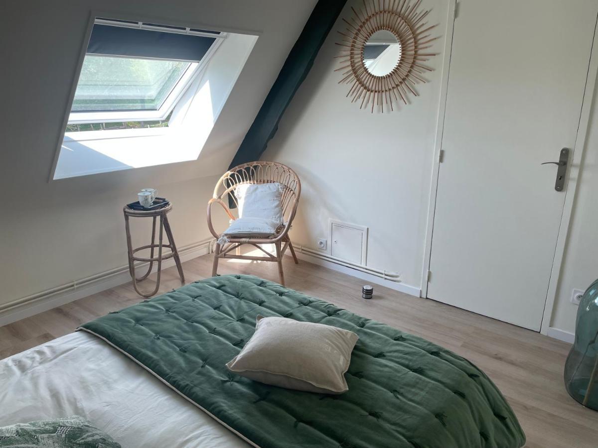 Bed and Breakfast Le Doux Refuge Esquay-sur-Seulles Exterior foto