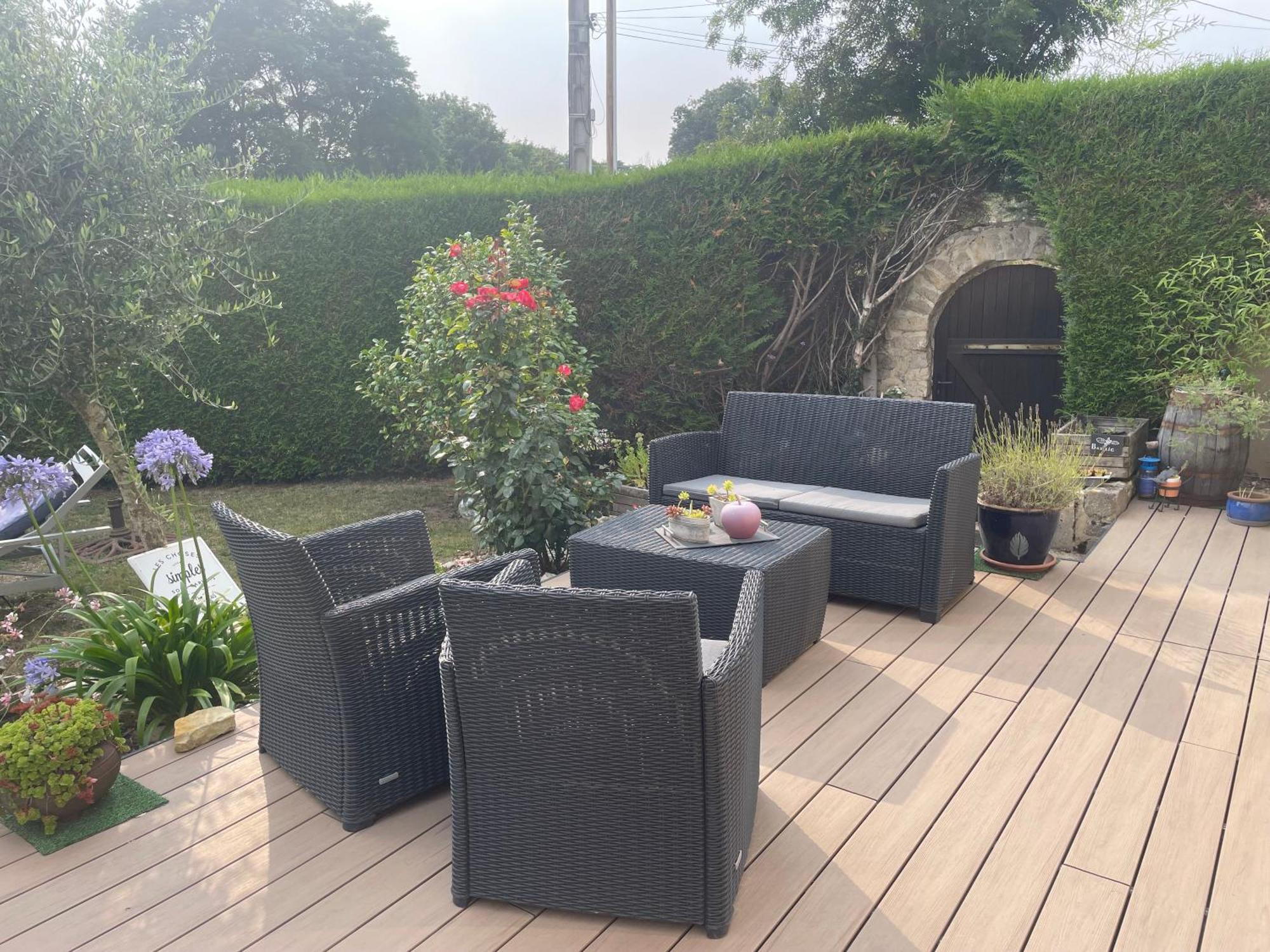 Bed and Breakfast Le Doux Refuge Esquay-sur-Seulles Exterior foto